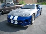blue-car-with-white-stripes
